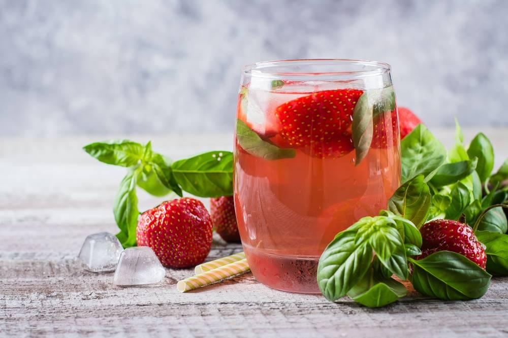Understanding Botanicals: What Makes Premium Non-Alcoholic Spirits - Bel Nada 
